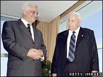 شارون و عباس