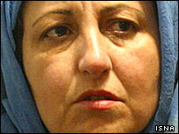 شيرين عبادی، می گويد برای احترام به قانون از رفتن به دادگاه خودداری کرده است