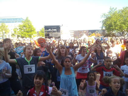 869 participants break the record in Centenary Square, Birmingham for the World's Biggest Bhangra Dance 2009