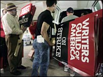 Membros do sindicato preparam greve