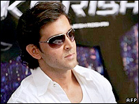 Hrithik Roshan é o protagonista do filme