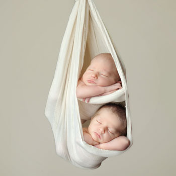 Foto do livro "Sleeping Beauties: Newborns in Dreamland