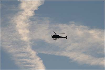 هلیکوپتر پلیس که از اول تا آخر کنسرت بالای سر ما چرخ می زد