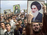 Iraklı Şiilerin Basra'da düzenlediği bir gösteri