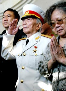 Tướng Võ Nguyên Giáp