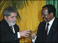 Brezilya cumhurbaşkanı Lula da Silva ve Kamerun devlet başkanı Paul Biya