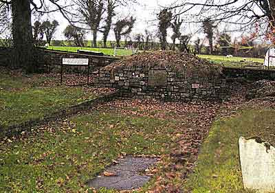 The Famine Grave, or "pit" at Ardess