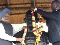 मनमोहन सिंह और दक्षिण अफ़्रीका के राष्ट्रपति 