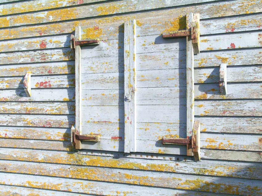 Shutters rusted shut<br