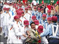 जापान में नागानो शहर में मशाल