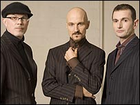 James (l to r: Larry Gott, Tim Booth, Jim Glennie)