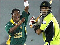 مکھایا نتینی