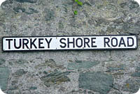 Arwydd Turkey Shore Road, Caergybybi