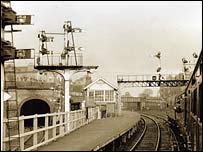 Falsgrave signal box in the 1950s