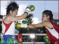 خاتون باکسر