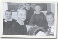 Rhai o'r plant hefo'r capsiwl 