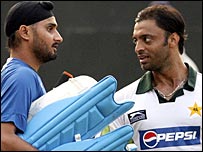 شعیب اور ہربھجن