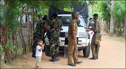 Military deployed in Puttalam (Photo: Prasad Purnimal Jayamanne)