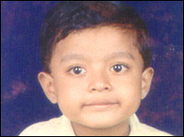 Hindistan'da beş yaşındaki polis memuru Saurabh Nagvanshi