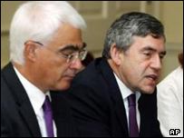 İngiltere Başbakanı Gordon Brown ve Maliye Bakanı Alistair Darling