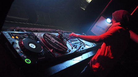 Undersound by Mike Deere Photography