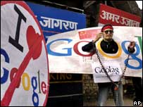 يکی از مخالفان تبتی گوگل در هند