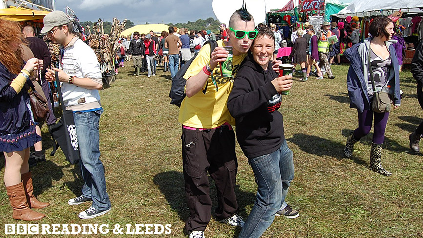 Reading Friday's Crowd