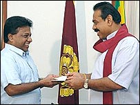 Minister Alahapperuma with President Rajapaksa