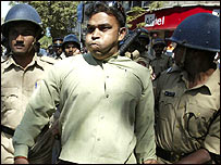 महाराष्ट्र में गिरफ़्तारियाँ