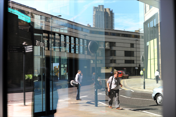 The roundabout near the London Museum at the start of the A1