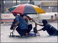 फ़िलीपींस में भारी बारिश 