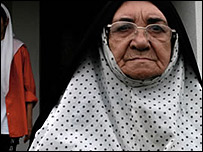 نمایی از فیلم ديوارهای شهر – تهران خصوصی من يا خانواده من در تهران