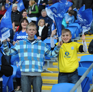 Thumbnail image for cefnogwyr.jpg