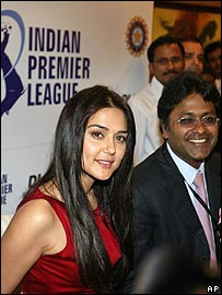 _44459899_preity270.jpg