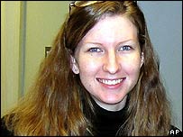 بچی کو جنم دینے والی خاتون