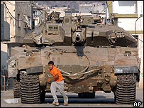 Tanques israelenses na Cisjordânia