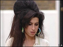 _44089714_winehouse_ap.jpg