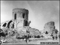 یک ساختمان تاریخی در حال تخریب در بلخ