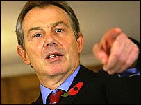 Jednání Dolní sněmovny provázejí mimořádné vášně