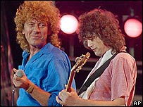 Robert Plant e Jimmy Page no Live Aid, em 1985