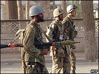 Herat'taki Afgan askerleri