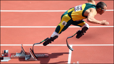 Oscar Pistorius racing