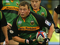 Saints' hooker Steve Thompson
