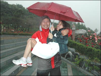 Chị Kiều và chồng Lee Eun-gyu