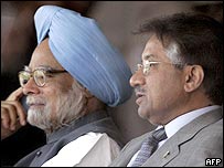 Pervez Müşerref ve Hindistan Başbakanı Manmoghan Singh