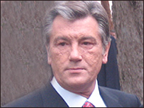 Ющенко запевняє, що у питанні Семенюк захищає Конституцію 