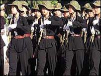 Một cuộc diễu binh của phía cộng sản sau cuộc chiến Việt Nam