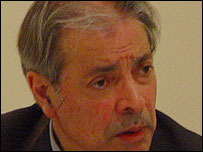 داريوش همايون