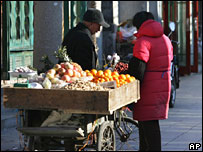 Mua bán trên phố Bắc Kinh