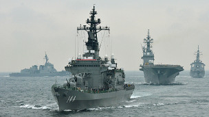 日本海上自衛隊閱艦（中新社圖片）